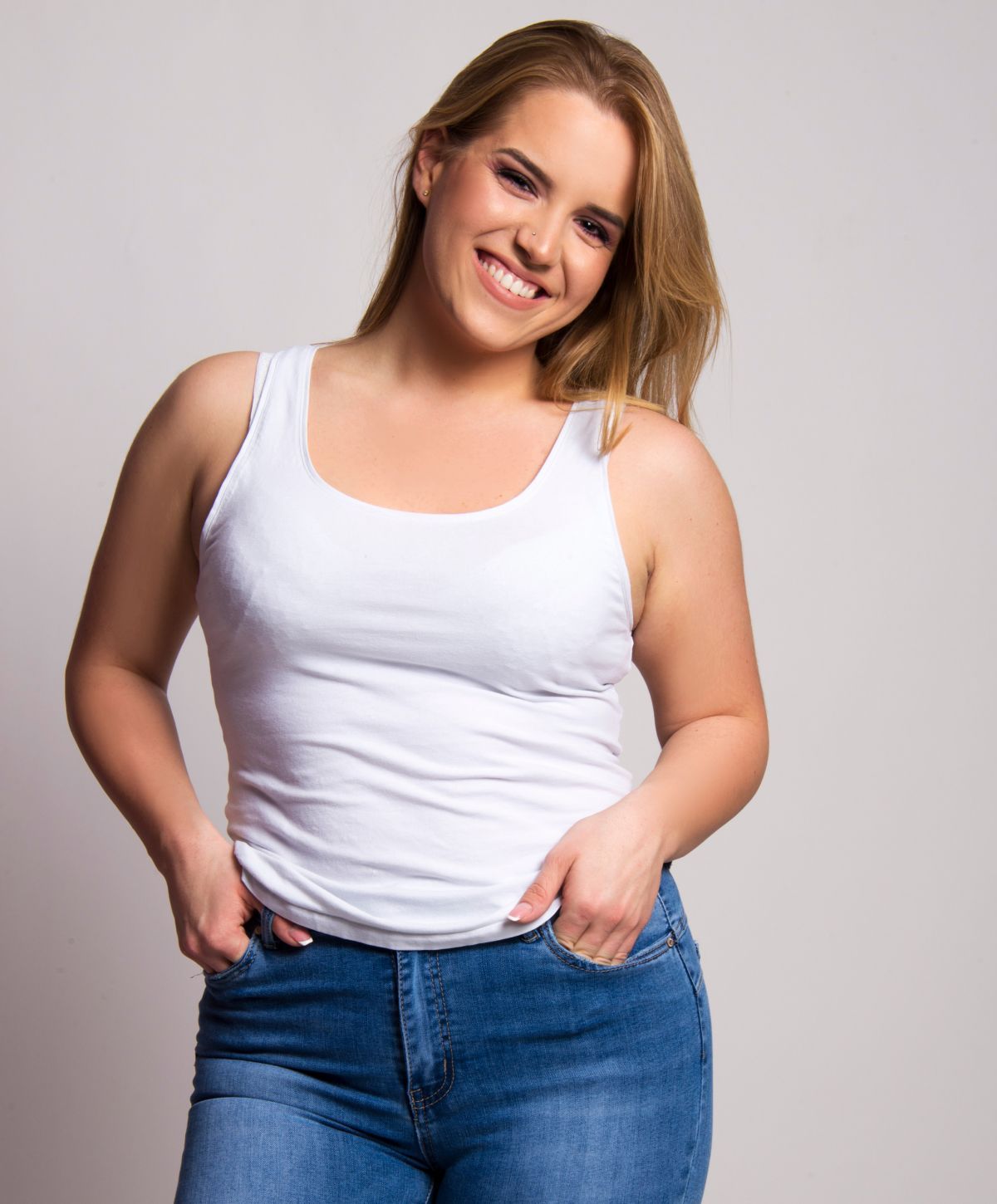Franklin fat reduction model with blonde hair